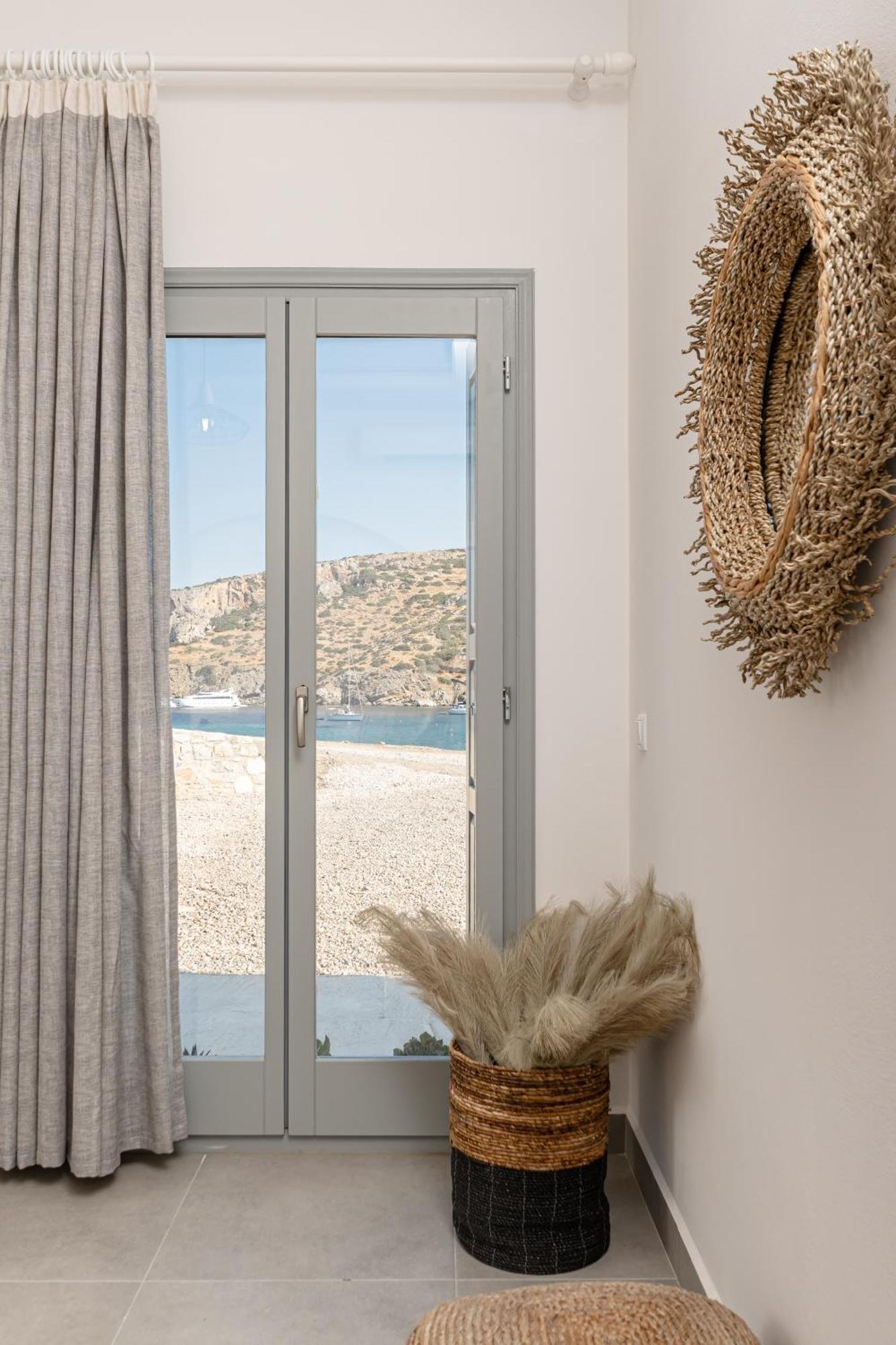 Porto Dema Luxury Suites Szhinúsza Kültér fotó