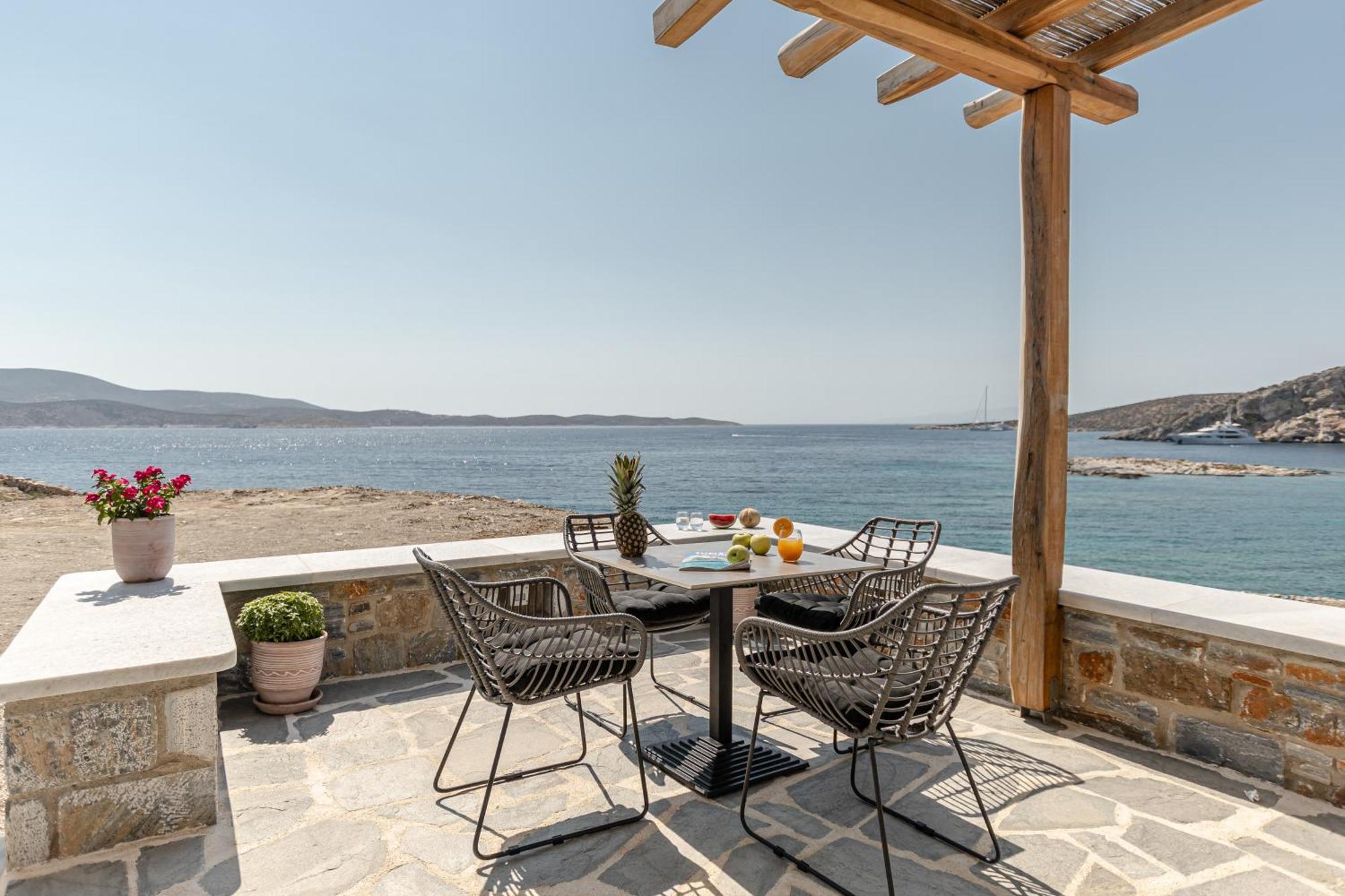 Porto Dema Luxury Suites Szhinúsza Kültér fotó